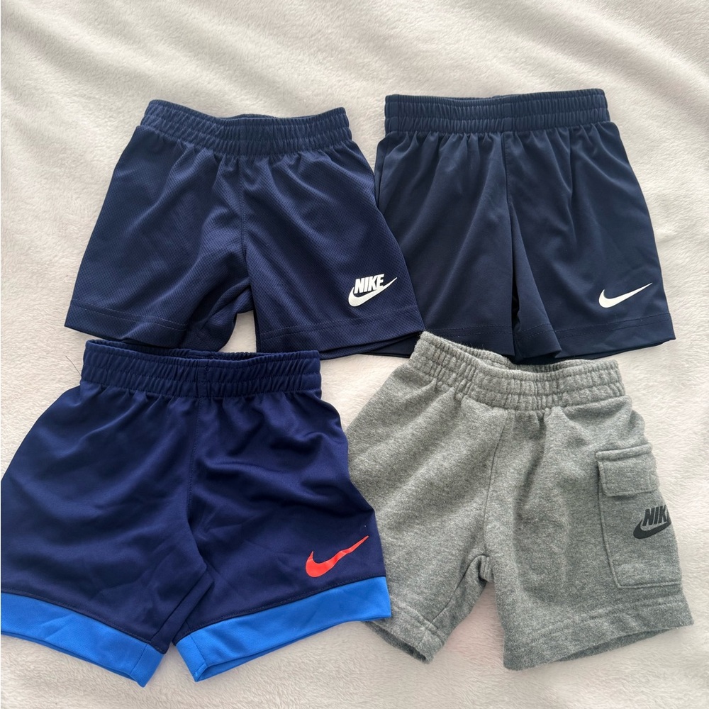 4 pairs of Nike 2tShorts